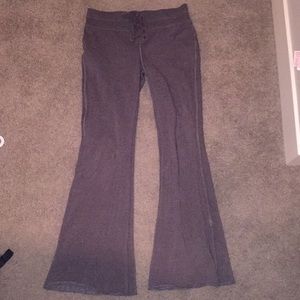 Almost Famous Size M Flared Sweatpants